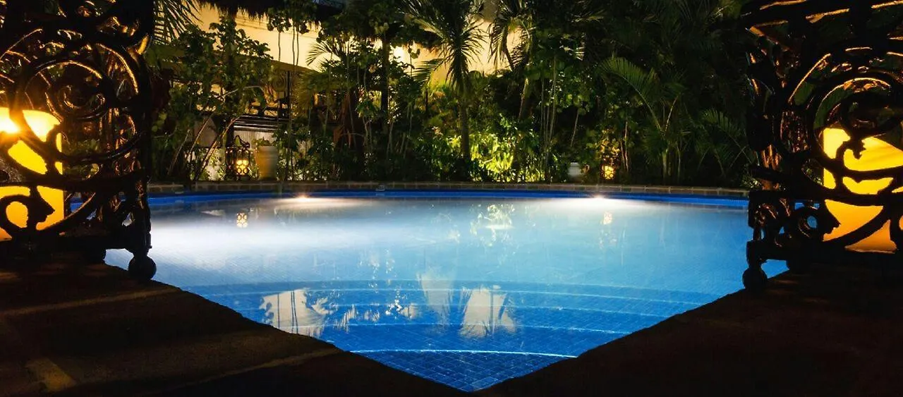 La Leyenda Boutique Hotel By Bunik Playa del Carmen 4*,